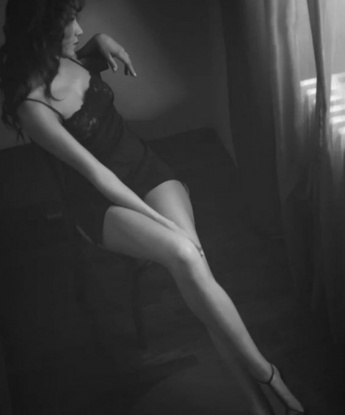 Сексуальная леди приглашает к себе в уютное гнездышко для феерического отдыха. Гарантирую полное расслабление и исключительную нежность! 10748, 23 года